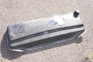 lot 120 image: Fiberglass 1932 Ford Gas Tank Cover