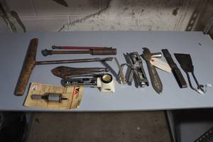 lot 179 image: Assorted Tools