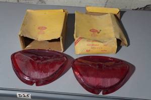 lot 191 image: 1957 Oldsmobile NORS Tail Light Lenses