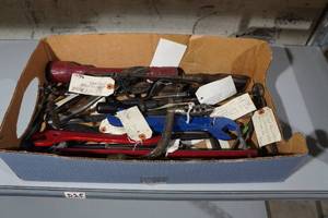 lot 224 image: Vintage Tools