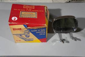 lot 234 image: Yankee Twin Arm Body or Fender Mount Mirror