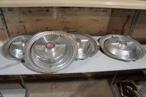 lot 236 image: Set of Buick Hub Caps