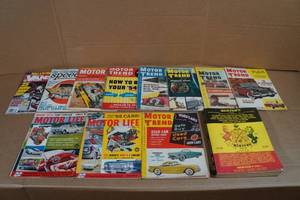 lot 303 image: Vintage Automotive Magazines