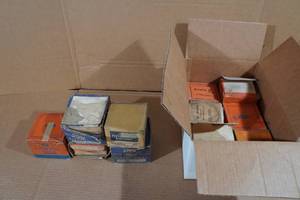 lot 315 image: Piston Rings - NOS and NORS