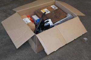 lot 322 image: Assorted NOS and NORS Automotive Parts