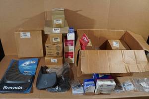 lot 353 image: NOS GM Parts