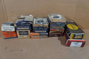 lot 361 image: Piston Rings - NOS and NORS
