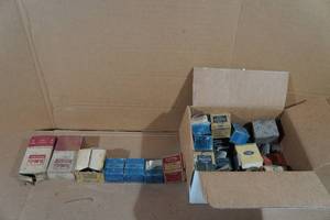 lot 378 image: Engine Bearings - Mostly Ford - NOS and NORS