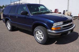 lot 1E image: 2000 Chevrolet Blazer 4 Door SUV - NO Reverse - 4.3L V6