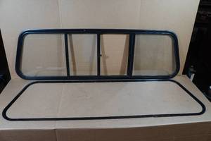 lot 393 image: Rear Sliding Window