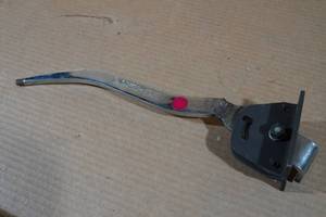 lot 418 image: Vintage Fenton Floor Shifter Assembly