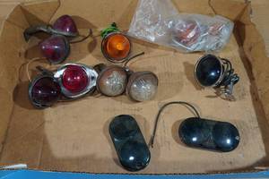 lot 468 image: Marker Lenses and Lamp Assemblies