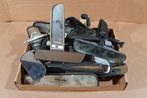 lot 480 image: Rear View Mirrors