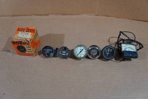 lot 482 image: Assorted Gauges and Meters