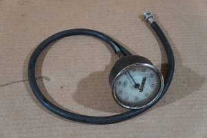 lot 487 image: Vintage JAWA Speedometer