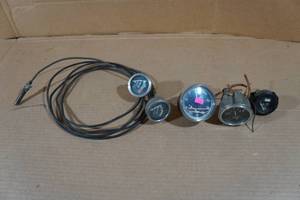 lot 499 image: SW Automotive Gauges
