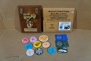 lot 546 image: Vintage Car Show Awards and Buttons - Back to the 50s