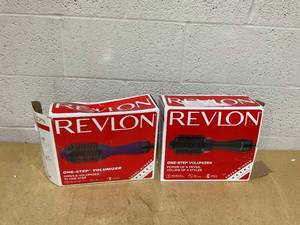 lot 337 image: Lot Of 2 Conair One-Step Volumizers