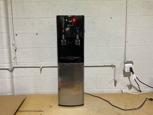 lot 121 image: PRIMO 601292 Water Dispenser