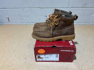 lot 210 image: Wolverine Floorhand Moc Toe 6 Work Boot Men Size 8