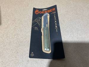 lot 228 image: Gerber Ayako Pocket Knife