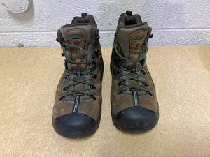 lot 418 image: Keen Mens Utility Work Boots Size 10