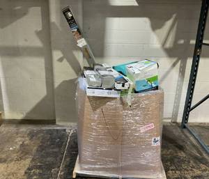 lot 909 image: Wholesale Pallet of Miscellaneous Items