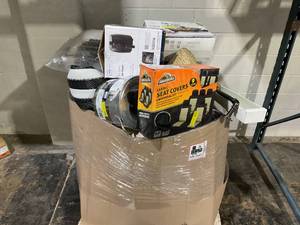 lot 913 image: Wholesale Pallet of Miscellaneous Items