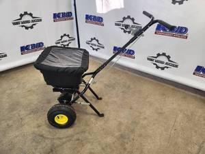 lot 4 image: Spyker P20-5010 Push Broadcast Spreader  - NEW