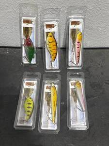 lot 32 image: Fishing Lure Lot