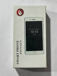 lot 42 image: Brand New Smart Phone Stun Gun