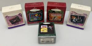 lot 53 image: Misc. Hallmark Keepsake Miniature Lunchbox Ornaments Including STAR WARS And More