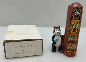lot 69 image: Vintage HAMMs Totem Pole Bear Salt & Pepper Shakers (New In Box)