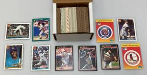 lot 84 image: Misc. Unsorted Baseball Cards