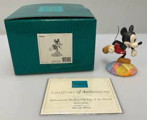 lot 171 image: Est. $45.00-$75.00 Vintage WDCC Mickey On Top Of The World Figurine  With COA In Original Box