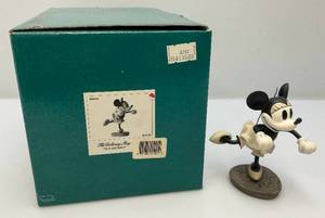 lot 182 image: EST. $125.00-$200.00 Vintage WDCC Minnie Mouse From The Delivery Boy  Figurine  With COA In Original Box