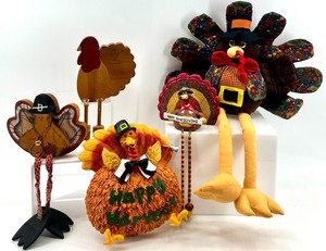 lot 90 image: Thanksgiving Turkey Shelf Sitters with Plush and Wooden Figures