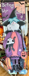 lot 173 image: Set of 3 Halloween Canvas Decorations with Witch, Ghost, and Pumpkin Designs