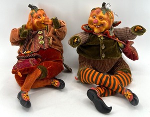 lot 176 image: Set of 2 Whimsical Pumpkin Head Art Dolls with Cloth Outfits