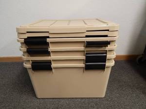 lot 56 image: Set of 4 bins - 2 lids Weatherpro Heavy-duty 44 qt. Storage Bin