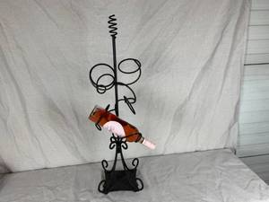 lot 21 image: Decorative Wine Rack