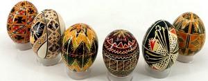 lot 22 image: Set of 6 Hand-Painted Ukrainian Pysanky Eggs