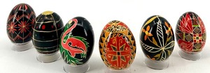 lot 91 image: Set of 6 Hand-Painted Ukrainian Style Pysanky Eggs