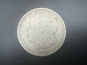 lot 35 image: 1921 Morgan Silver Dollar