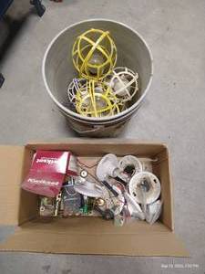 lot 31 image: Light Fixtures, Etc