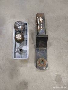 lot 57 image: Hitch Lot