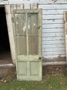 lot 6 image: DOOR 5