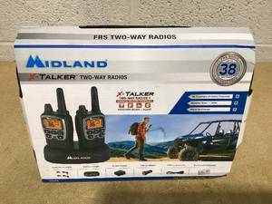 lot 328 image: Midland X-Talker T71VP3 FRS Two-Way Radio bundle 38-mile, Walkie Talkies, 36 Channels, Black