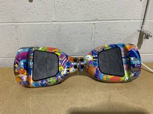 lot 101 image: Gotrax Edge Hoverboard