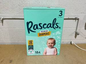 lot 111 image: Rascals DIAPERS Size 3 184 Count